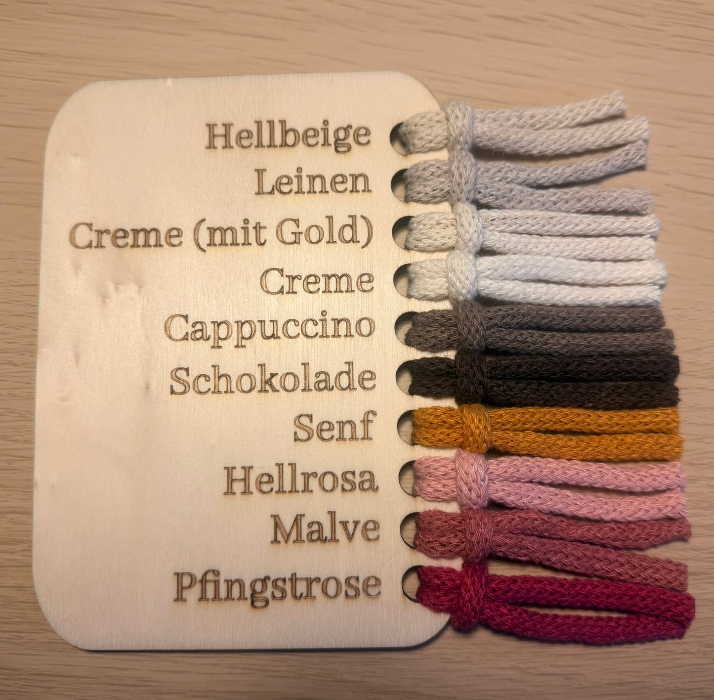 Gehäkelte Tücher-Box