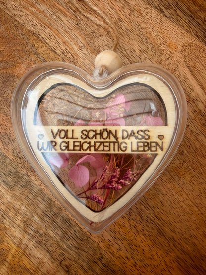 Herzanhänger mit Holzgravur
