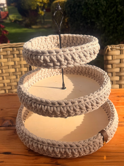 Handgehäkelte 3-stöckige Etagere